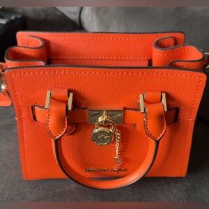 Michael Kors Mini Hamilton Satchel in Poppy